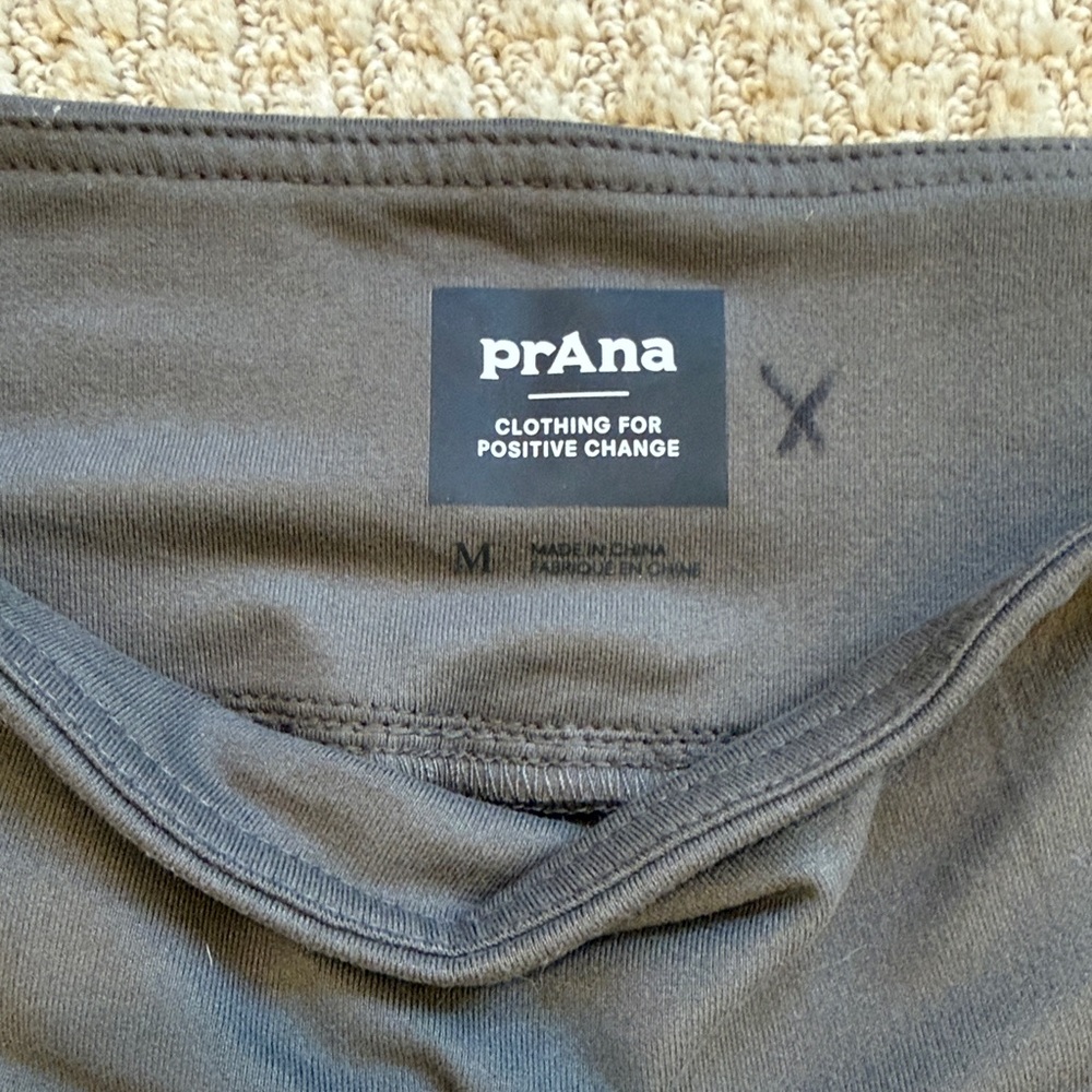 Prana joggers - Picture 3 of 3